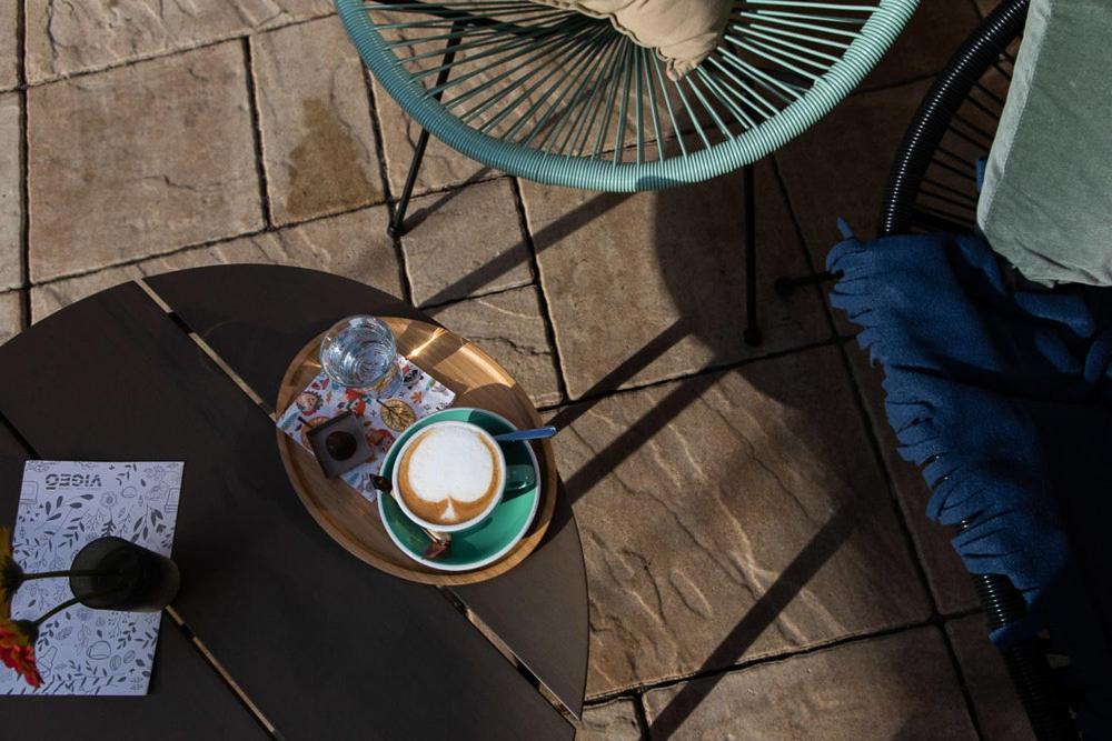 Vigeo Lounge B&B Coffee Bojnice Dış mekan fotoğraf