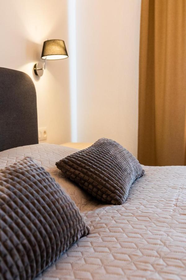 Vigeo Lounge B&B Coffee Bojnice Dış mekan fotoğraf