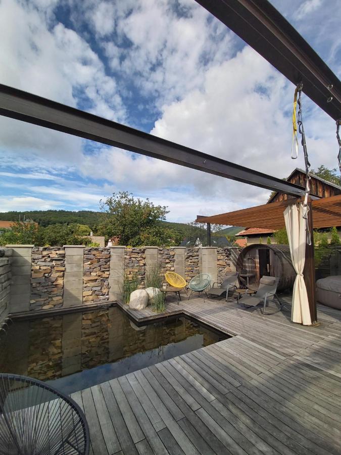 Vigeo Lounge B&B Coffee Bojnice Dış mekan fotoğraf