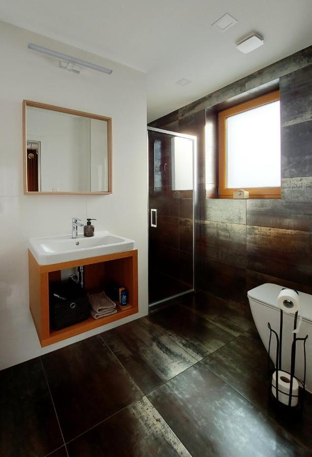 Vigeo Lounge B&B Coffee Bojnice Dış mekan fotoğraf