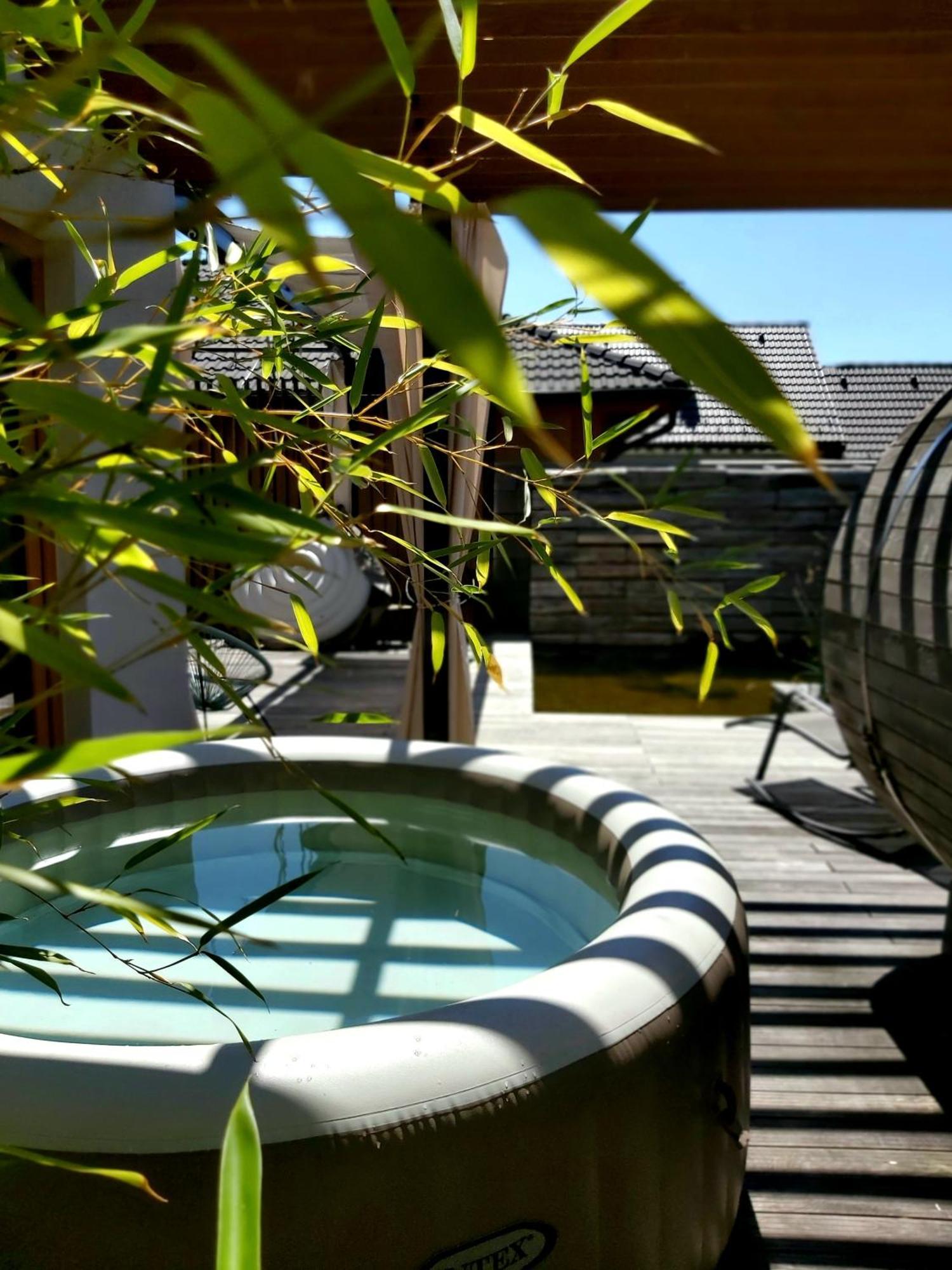 Vigeo Lounge B&B Coffee Bojnice Dış mekan fotoğraf