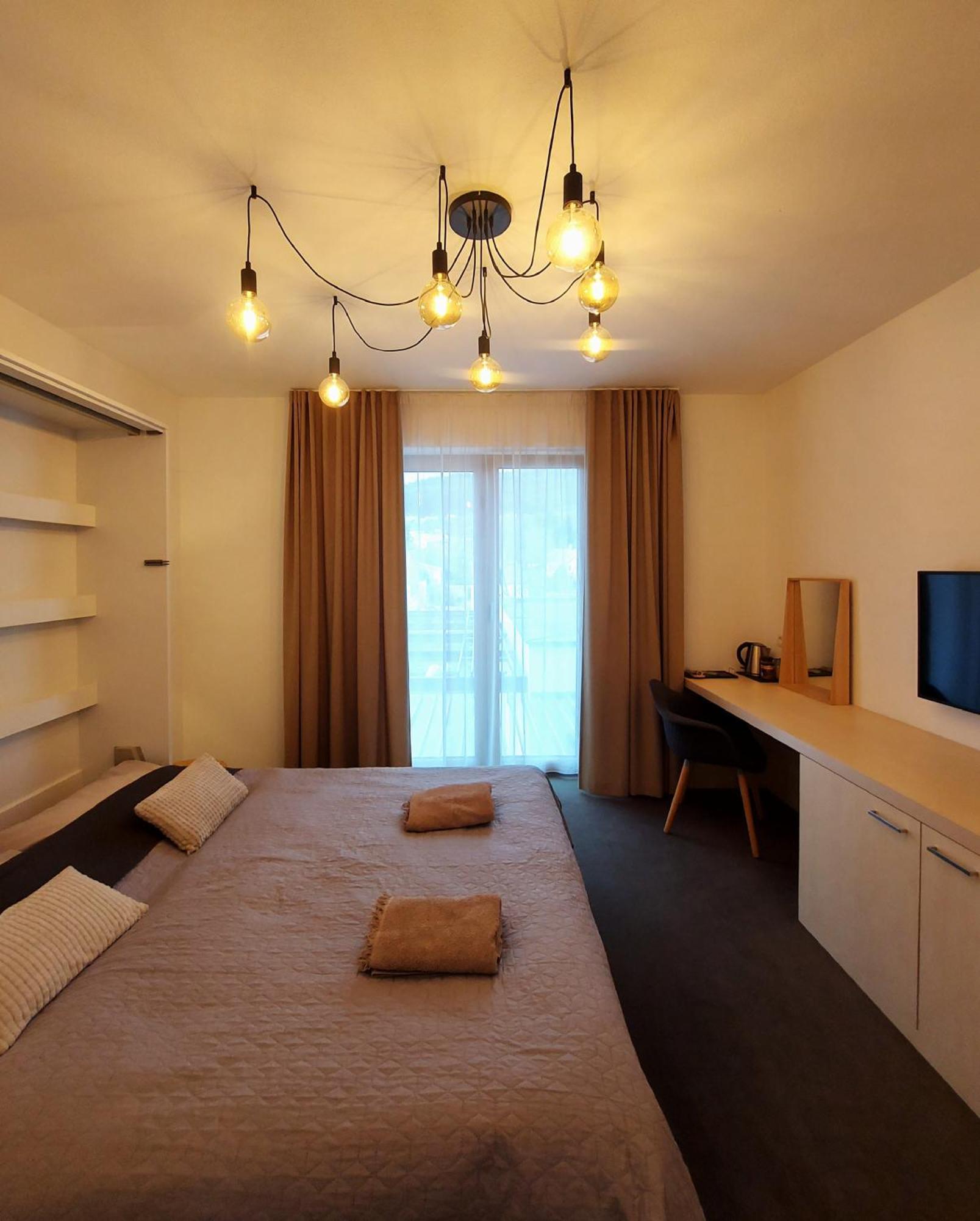 Vigeo Lounge B&B Coffee Bojnice Dış mekan fotoğraf